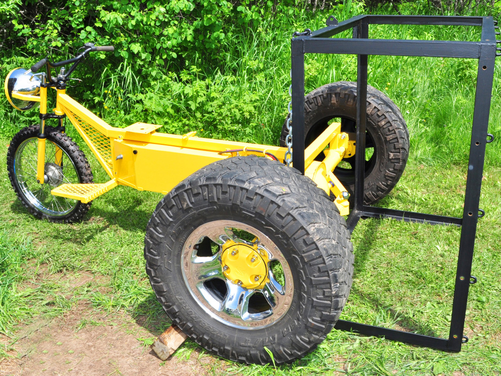 YardMule Electric Tractor - dump box frame
